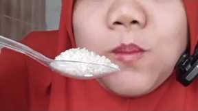 ASMR RAW RICE EATING||COMPILATION EATING||MAKAN BERAS MENTAH||DYMA KULINER||